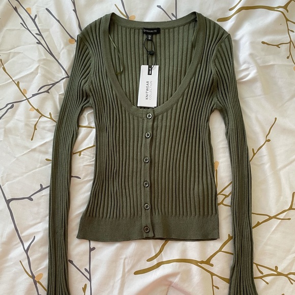 BRAND NEW army green fitted cardigan - Picture 1 of 3